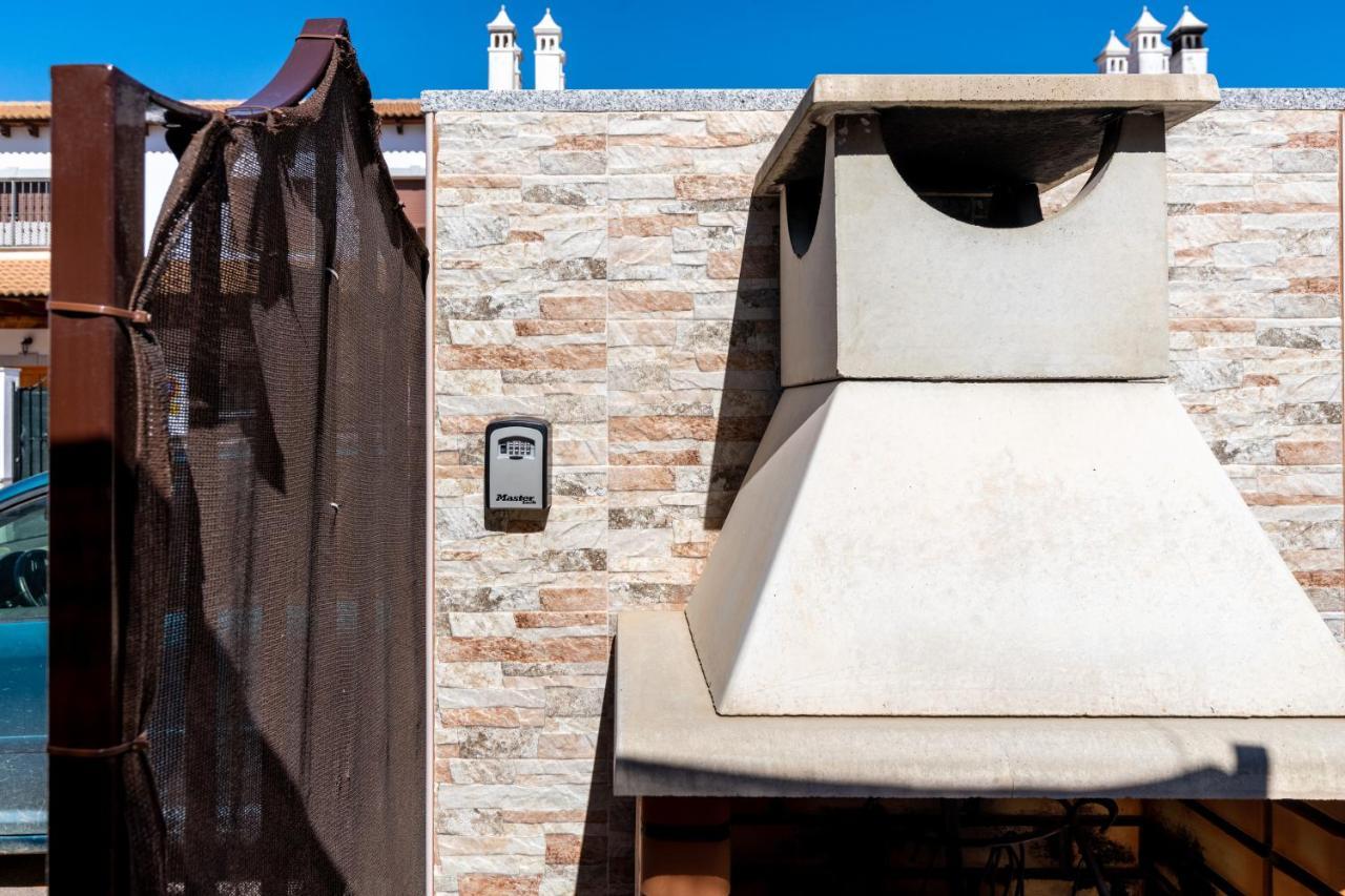 Vll Vivienda Rural A Las Puertas De Donana فيلامانريكي دي لا كونديسا المظهر الخارجي الصورة